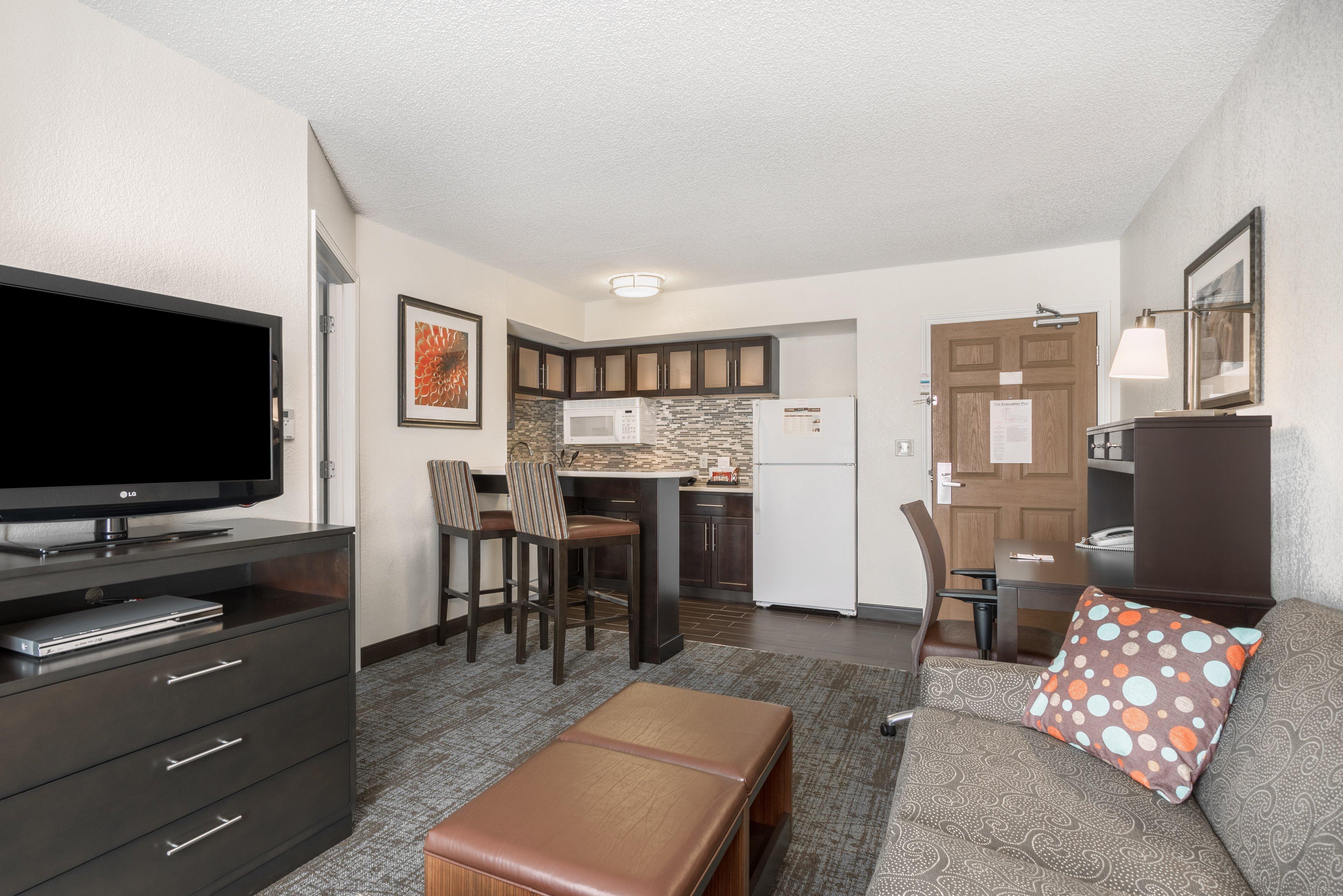 Staybridge Suites Wilmington-Newark By Ihg Екстериор снимка