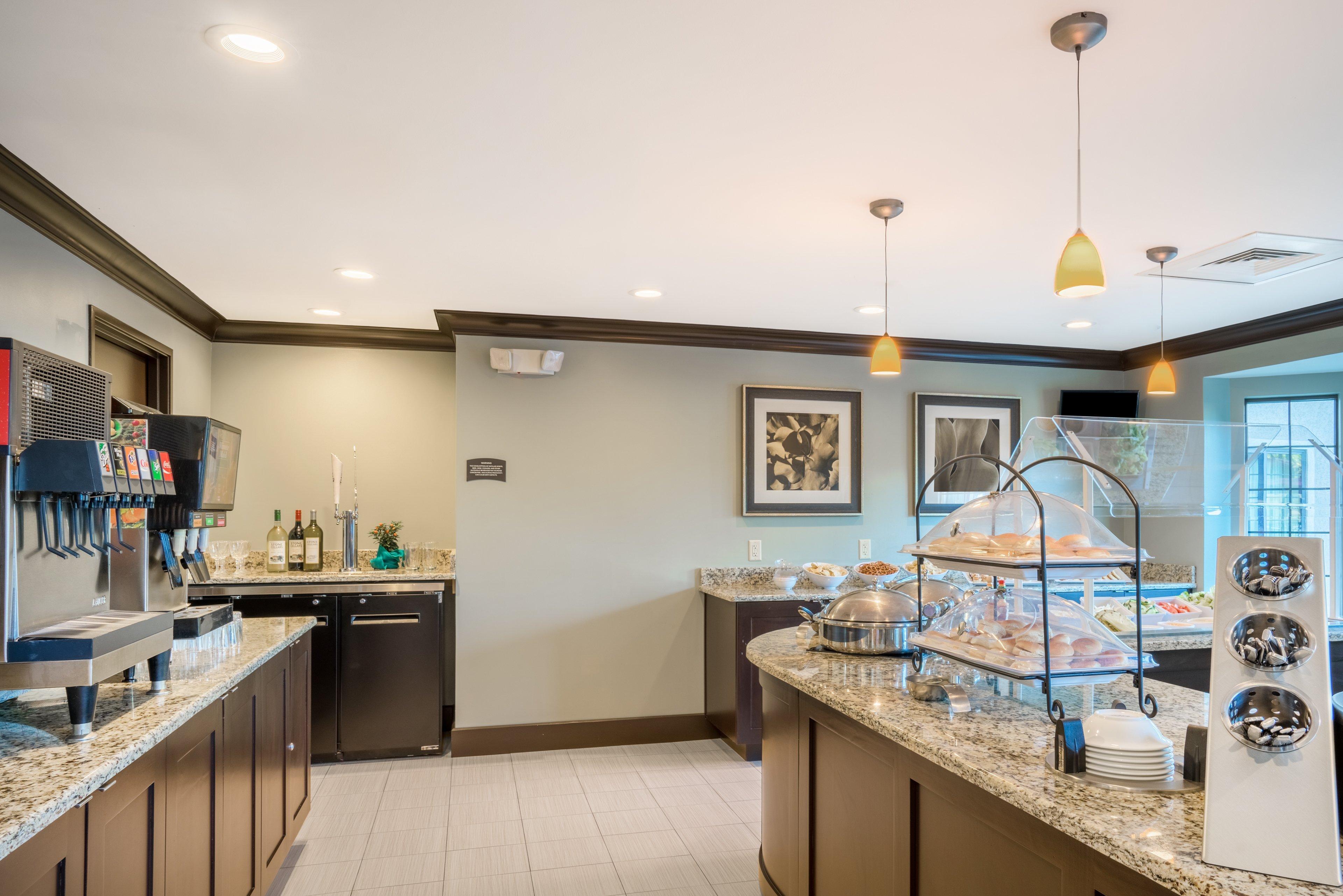 Staybridge Suites Wilmington-Newark By Ihg Екстериор снимка