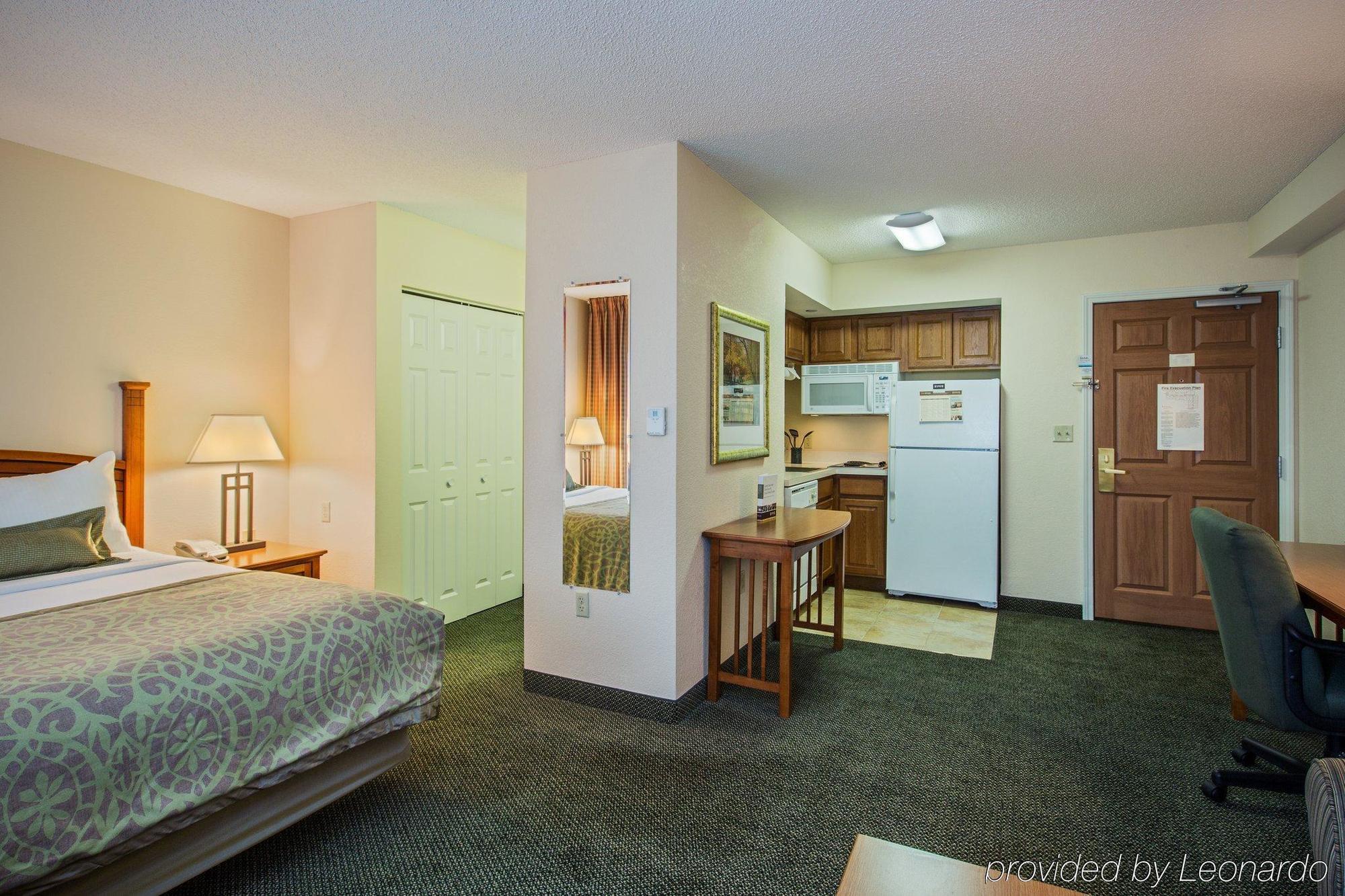 Staybridge Suites Wilmington-Newark By Ihg Екстериор снимка